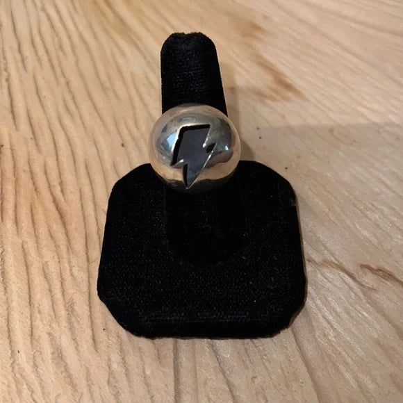 Artisan Lighting Bolt Shadow Box Sterling Silver Ring